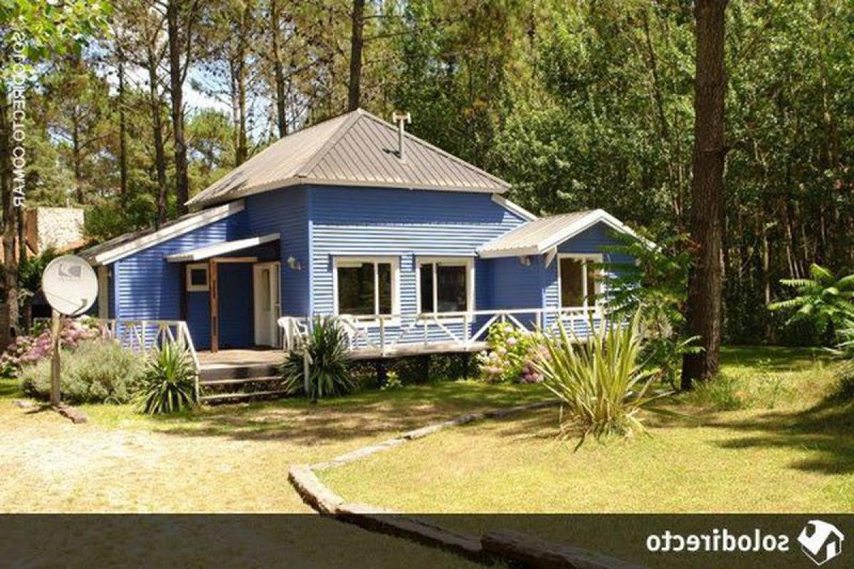 2 bedrooms House in Mar del Plata, Argentina No. 101499