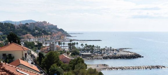 Ático de 3 dormitorios en Imperia, Italy No. 86179 14