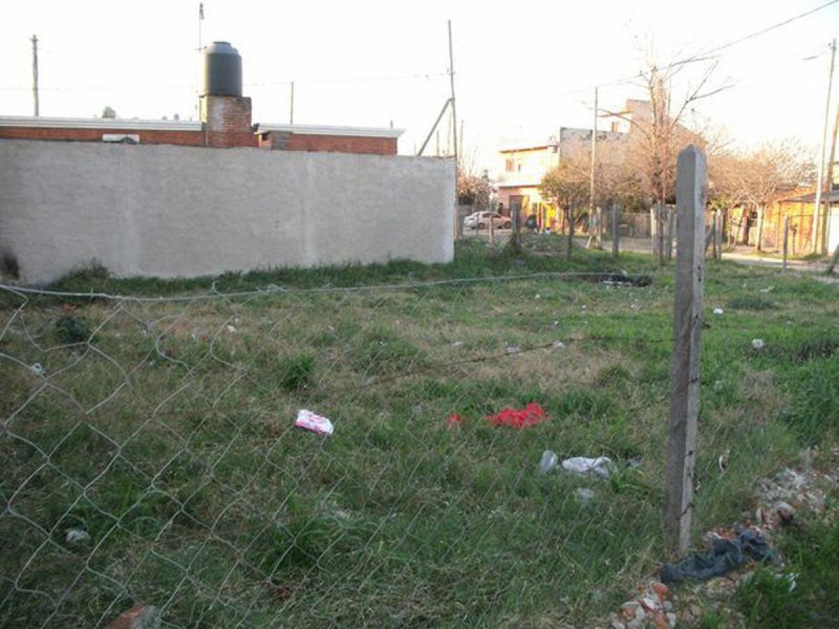  Land in Bermudez, Argentina No. 40752