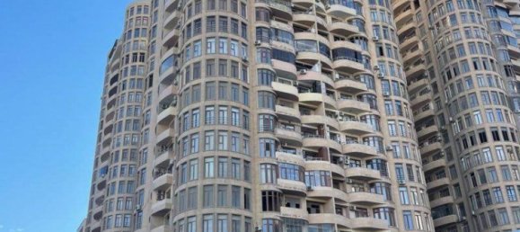 Apartamento de 3 dormitorios en Khatay, Azerbaijan No. 1677 2