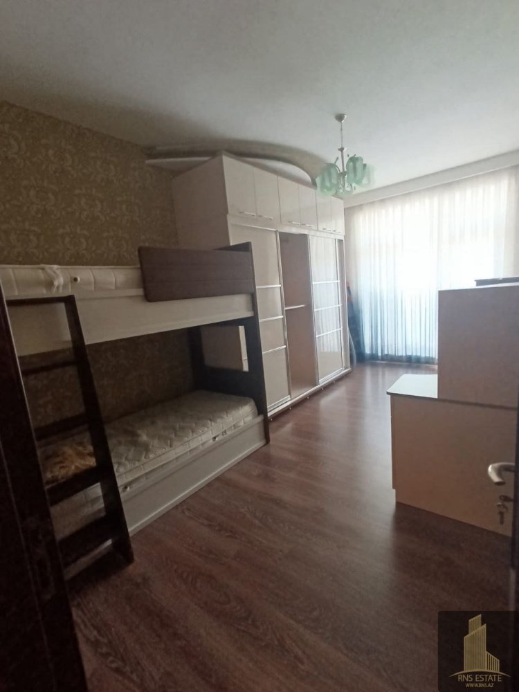 Apartamento de 3 dormitorios en Khatay, Azerbaijan No. 1677