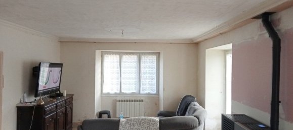 4 bedrooms House in Montmirail, France No. 253590 3