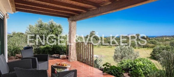 3 bedrooms Villa in Olbia, Italy No. 329086 5