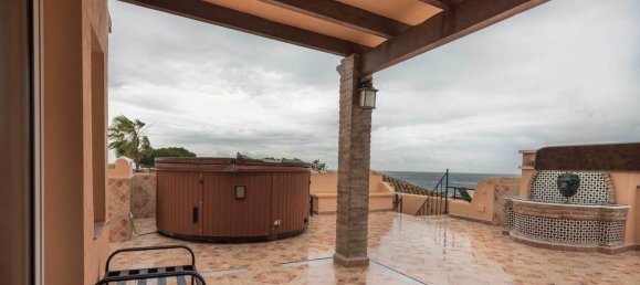 4 bedrooms Penthouse in Estepona, Spain No. 2468 18