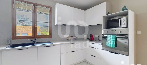 6 bedrooms House in Senan, France No. 41289 5