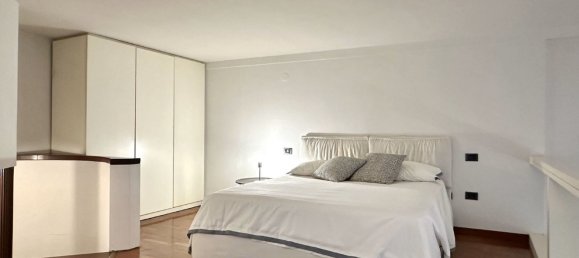 2 rooms Duplex in Naples, Italy No. 153432 18