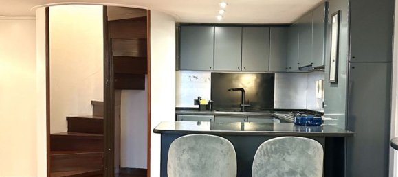 2 rooms Duplex in Naples, Italy No. 153432 6