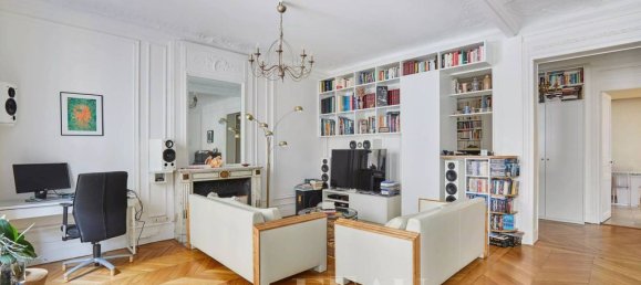 3 bedrooms Apartment in Paris, France No. 162000 9