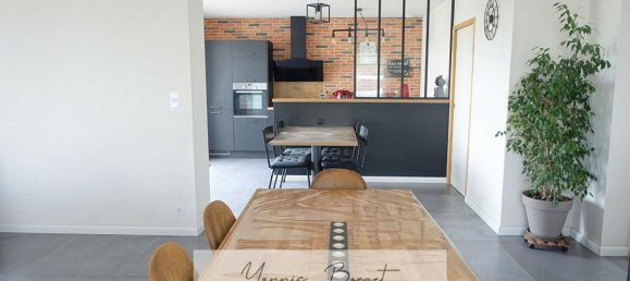 3 bedrooms House in Montaigu-Vendee, France No. 342984 2