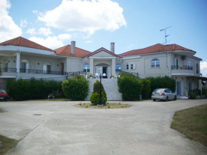 13 bedrooms Commercial property in Zakynthos, Greece No. 664