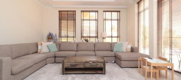 4 bedrooms Villa in The Villa, UAE No. 3325 8