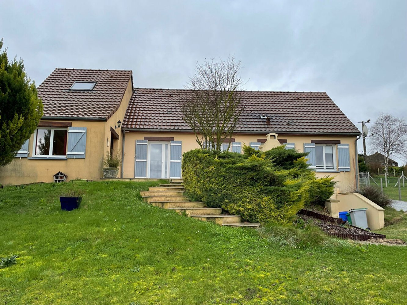 5 bedrooms House in Gallardon, France No. 226080