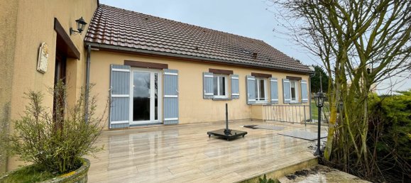 5 bedrooms House in Gallardon, France No. 226080 2