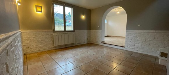 5 bedrooms House in Gallardon, France No. 226080 9