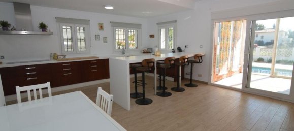 5 Schlafzimmer Villa in Marbella, Spain, Nr. 173003 8