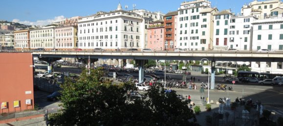 3 rooms Apartment in Genoa, Italy No. 9305 3