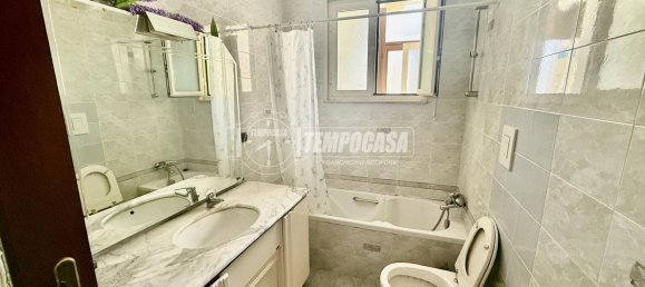 Квартира с 4 комнатами в Неаполь, Италия № 261157 16