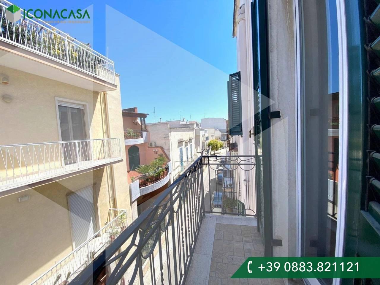 3 rooms Apartment in Andria, Italy No. 14871