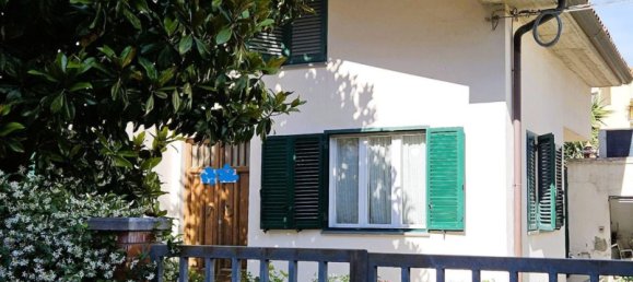 5 bedrooms House in Cascina, Italy No. 380656 2