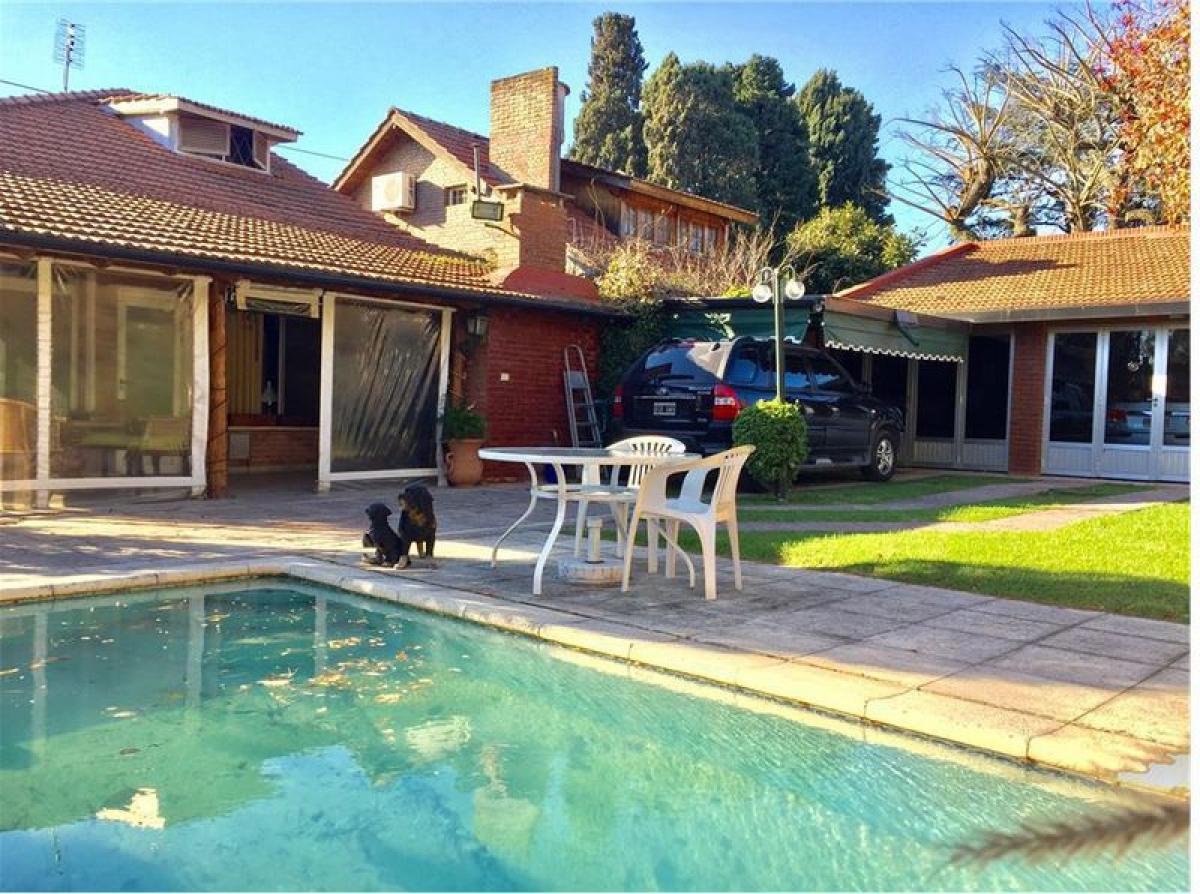 2 bedrooms House in Tigre, Argentina No. 10215