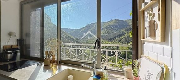 3 bedrooms House in Aveyron, France No. 303465 8