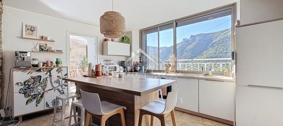 3 bedrooms House in Aveyron, France No. 303465 7