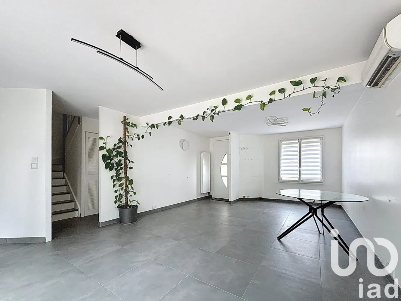 3 Schlafzimmer Haus in Seine-et-Marne, France, Nr. 320765