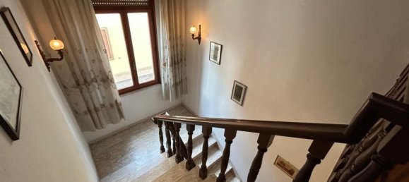 Casa de 6 divisões em Empoli, Italy N.º 301697 24