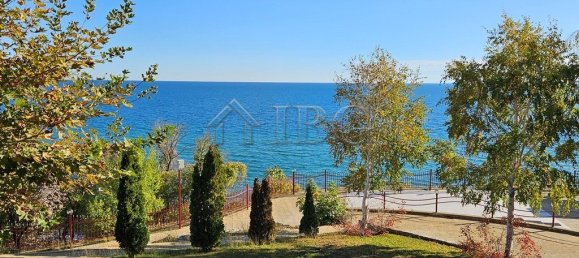 3 bedrooms Apartment in Burgas, Bulgaria No. 1084 6