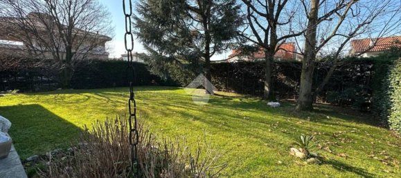 8غرفة فيلا في Pozzo d'Adda, Italy رقم 142878 44