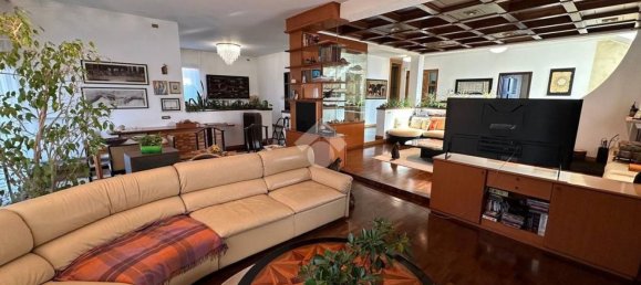 8غرفة فيلا في Pozzo d'Adda, Italy رقم 142878 11