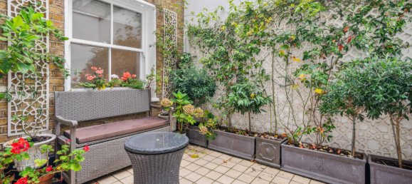 2 bedrooms Apartment in London, United Kingdom No. 5311 3