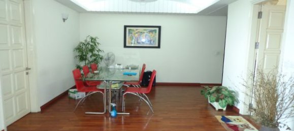 4 bedrooms Apartment in Tay Ho, Vietnam No. 7026 3