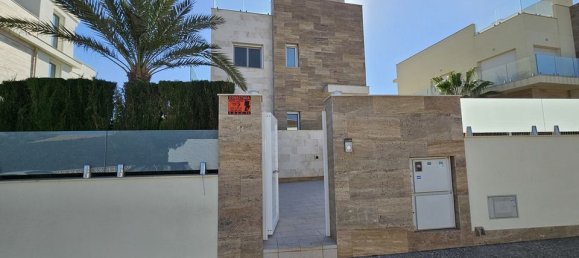 5 غرف نوم فيلا في La Zenia, Spain رقم 189240 34