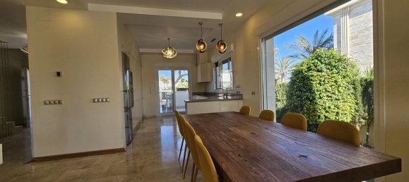 5 غرف نوم فيلا في La Zenia, Spain رقم 189240 10