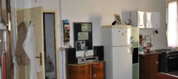 2 rooms Apartment in Crevalcore, Italy No. 97443 3