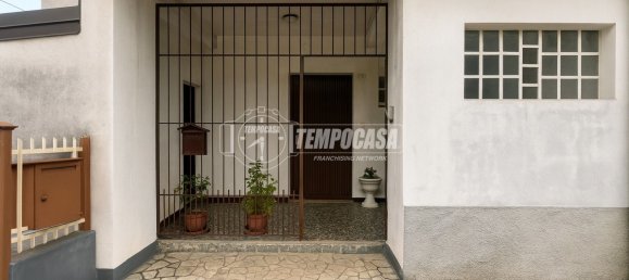 1 bedroom Apartment in Seriate, Italy No. 286545 3