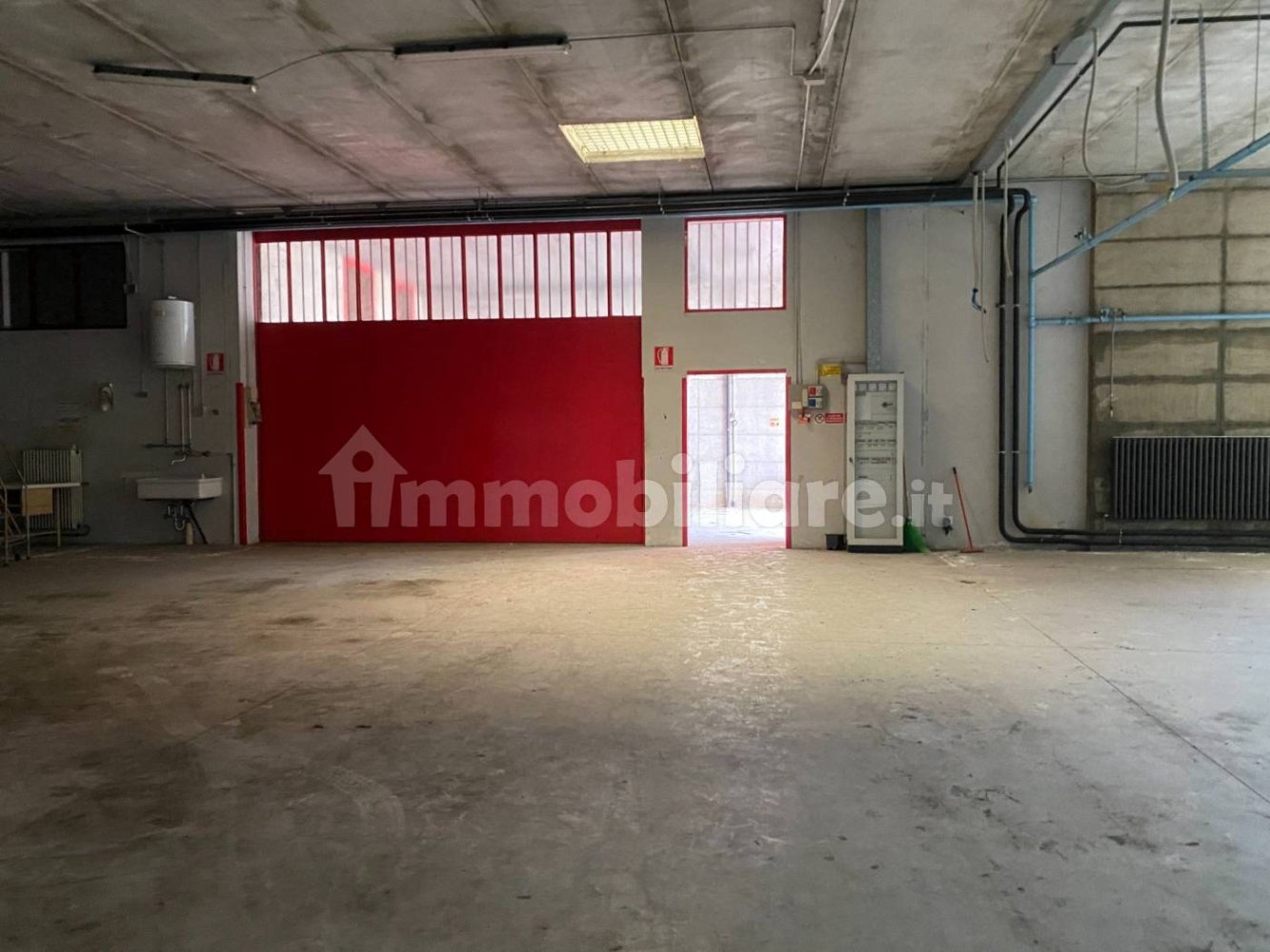  مستودع في Spirano, Italy 800متر مربع رقم 282287