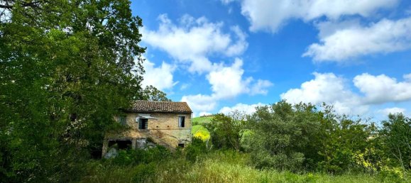 6 rooms House in Porto San Giorgio, Italy No. 122079 3