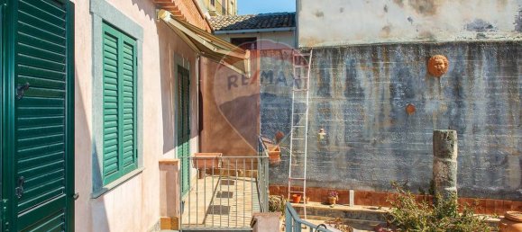 4 bedrooms House in Acireale, Italy No. 279761 5