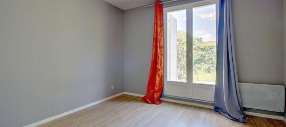 5 bedrooms House in Verneuil-sur-Seine, France No. 181020 10