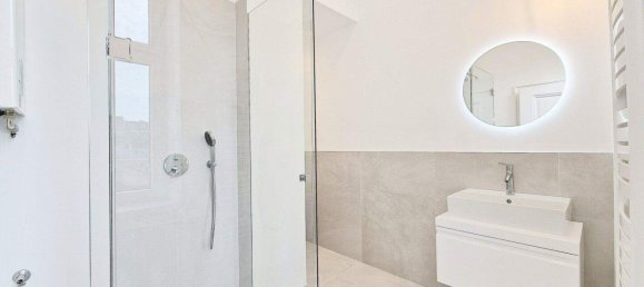 2-salle Appartement à Neubau, Austria No. 250226 4