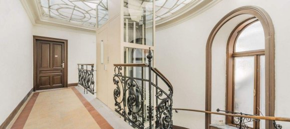 2-salle Appartement à Neubau, Austria No. 250226 8