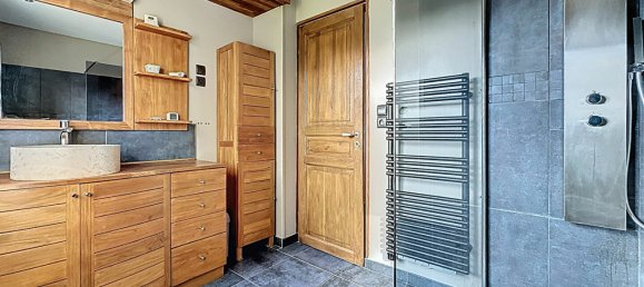 4 bedrooms House in Bernay, France No. 361532 6