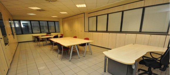 Lagerhaus in Bovisio Masciago, Italy 1900m², Nr. 215664 3