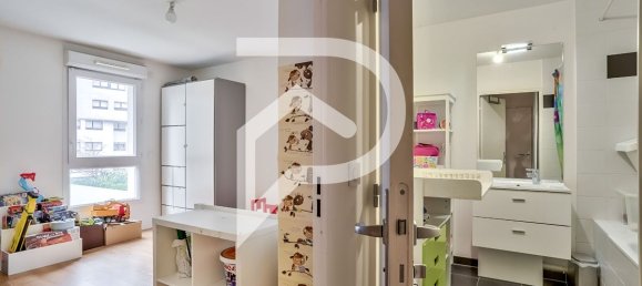 2 bedrooms Apartment in Seine-Saint-Denis, France No. 140298 10