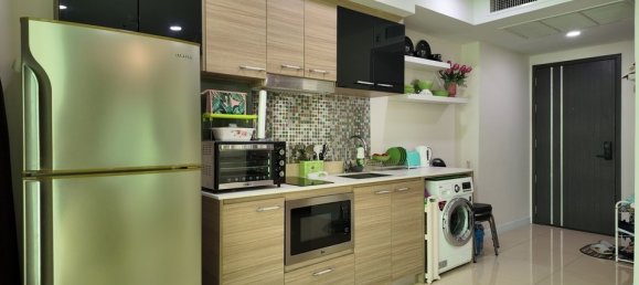 Квартира с 2 комнатами в Паттайя, Чонбури, Восточный Таиланд, Таиланд № 81485 5