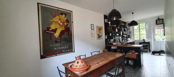 Casa de 9 dormitorios en Chateau-Renault, France No. 225840 11