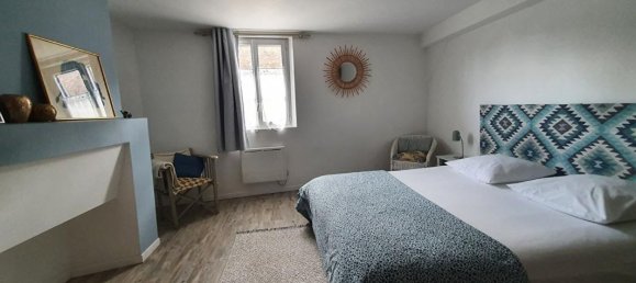 Casa de 9 dormitorios en Chateau-Renault, France No. 225840 13