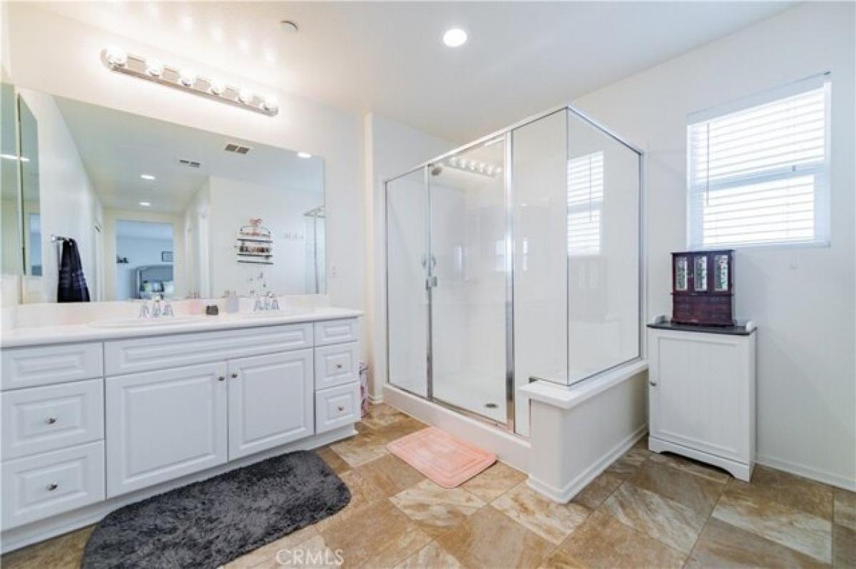 4 bedrooms House in Ontario, USA No. 399947